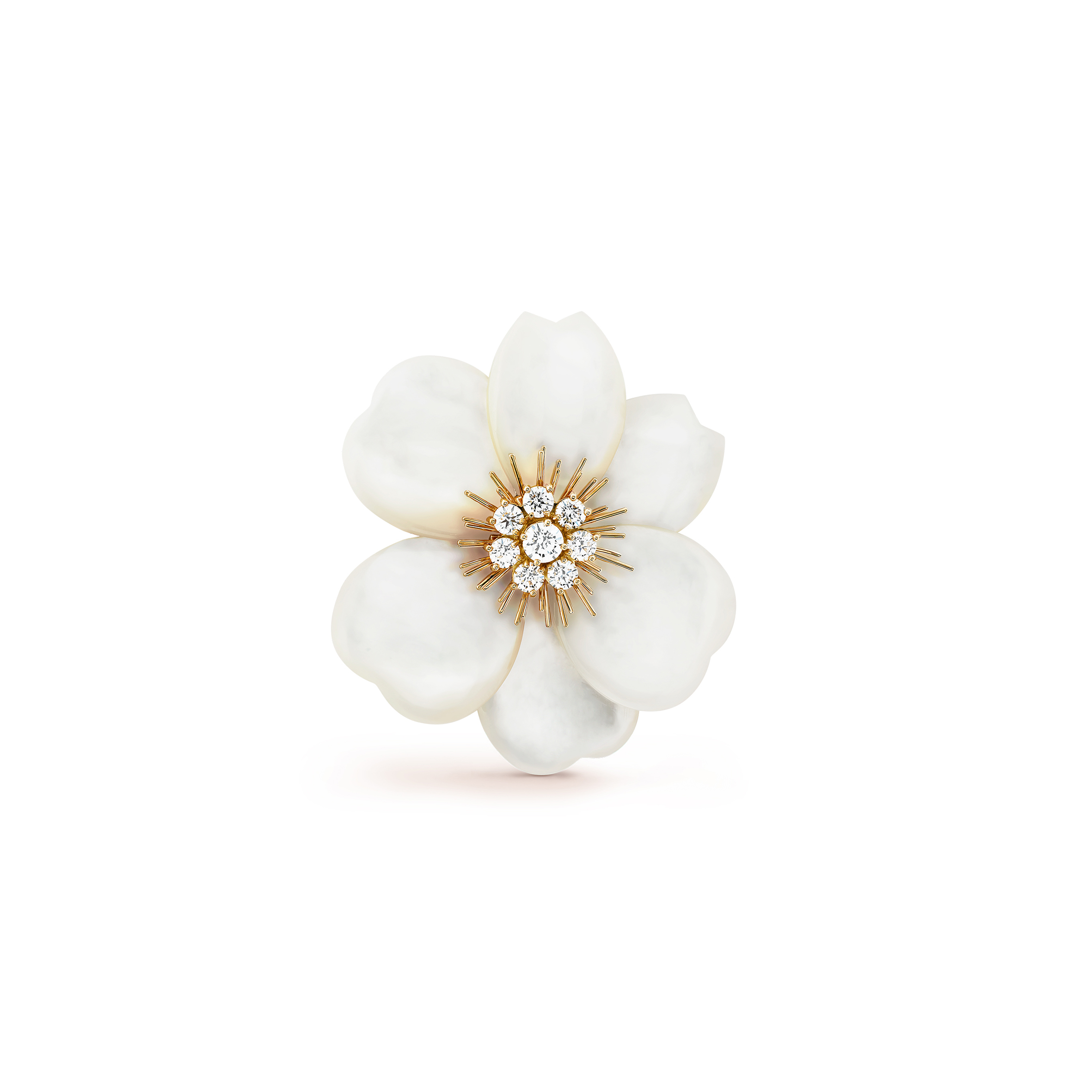 VAN CLEEF ARPELS ROSE DE NOËL CLIP, LARGE MODEL - YELLOW GOLD, DIAMOND, MOTHER-OF-PEARL  VCARA53800